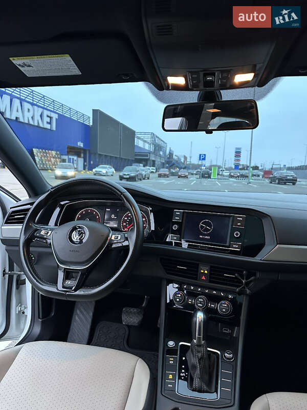 Седан Volkswagen Jetta 2018 в Полтаві