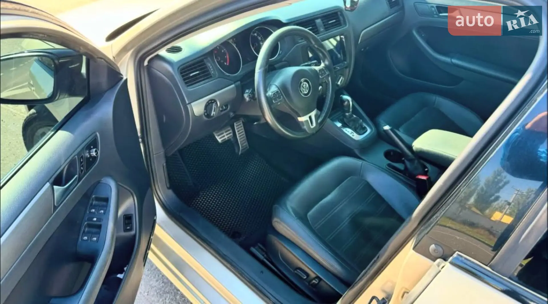 2012 Volkswagen Jetta - мініатюра 10