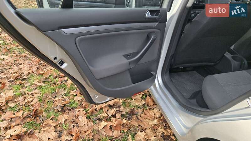 Седан Volkswagen Jetta 2008 в Калиновке фото 14 Седан Volkswagen Jetta 2008 в Калиновке