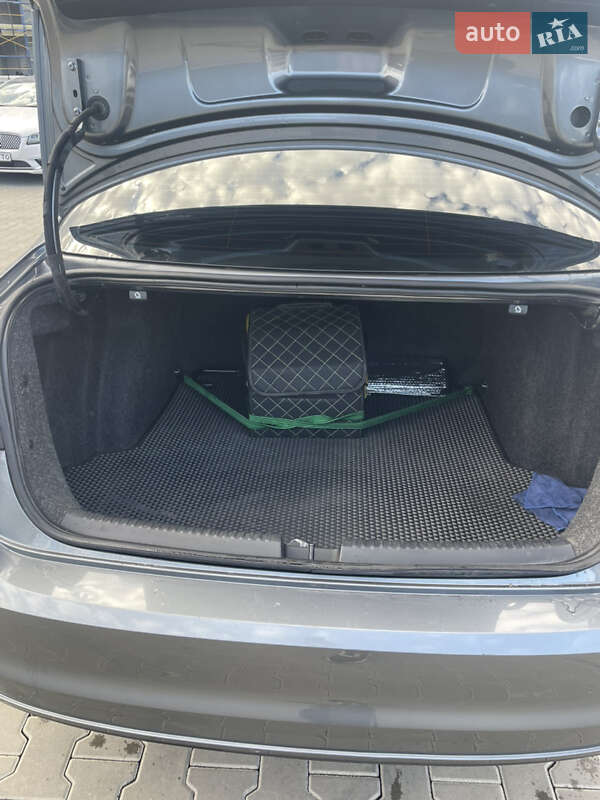 Седан Volkswagen Jetta 2015 в Львове фото 24 Седан Volkswagen Jetta 2015 в Львове