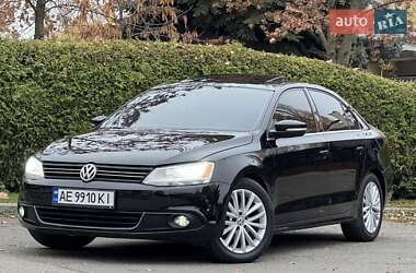 Седан Volkswagen Jetta 2012 в Днепре