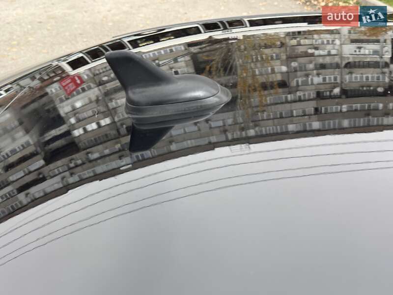 Седан Volkswagen Jetta 2012 в Днепре