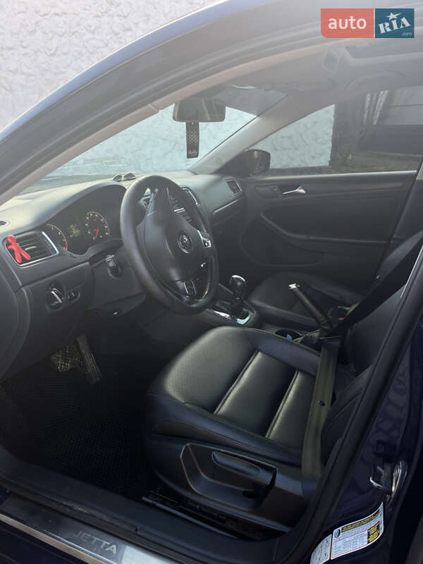 Седан Volkswagen Jetta 2010 в Косове