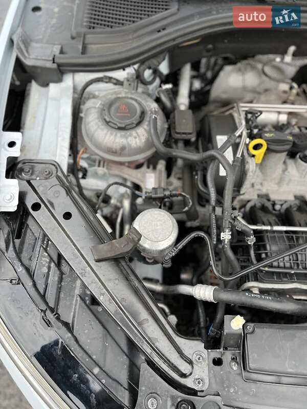 Седан Volkswagen Jetta 2018 в Ромнах фото 30 Седан Volkswagen Jetta 2018 в Ромнах