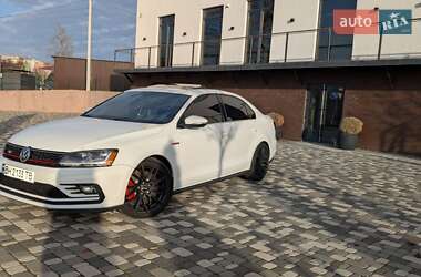 Седан Volkswagen Jetta 2017 в Харькове