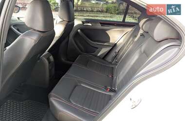 Седан Volkswagen Jetta 2017 в Харькове
