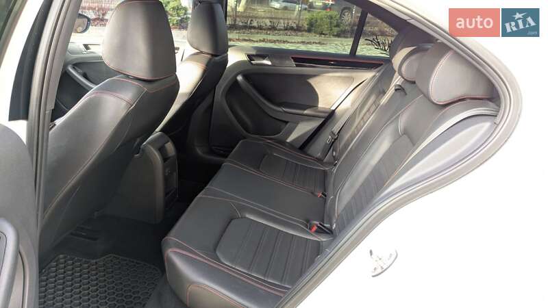 Седан Volkswagen Jetta 2017 в Харкові фото 28 Седан Volkswagen Jetta 2017 в Харкові
