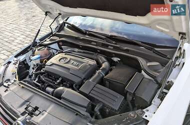 Седан Volkswagen Jetta 2017 в Харькове
