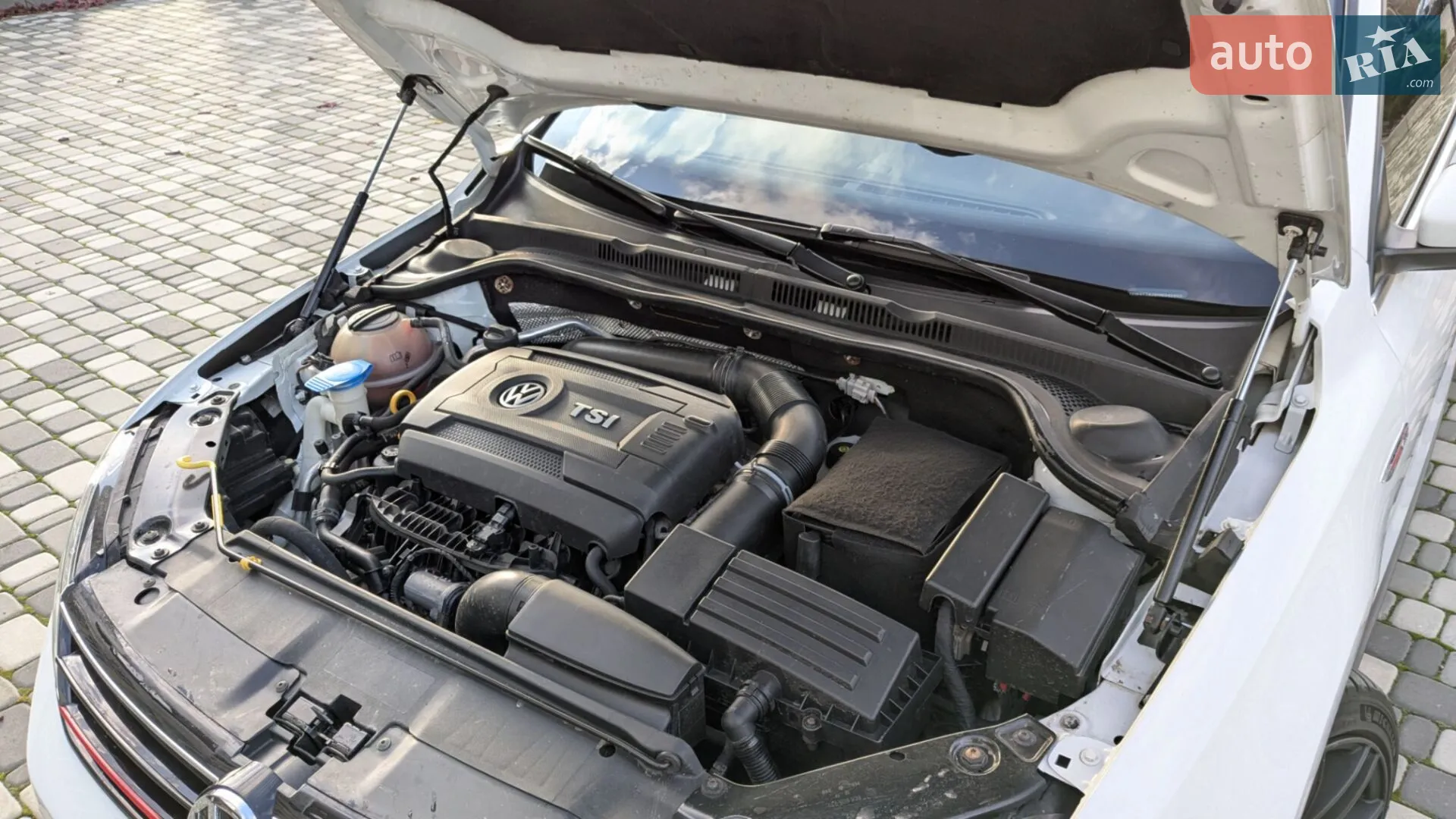 2017 Volkswagen Jetta - мініатюра 32