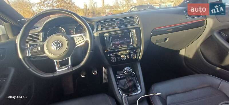 Седан Volkswagen Jetta 2017 в Запоріжжі фото 14 Седан Volkswagen Jetta 2017 в Запоріжжі