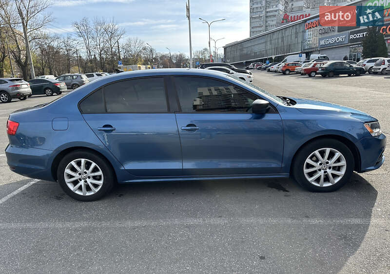 Седан Volkswagen Jetta 2015 в Дніпрі фото 2 Седан Volkswagen Jetta 2015 в Дніпрі