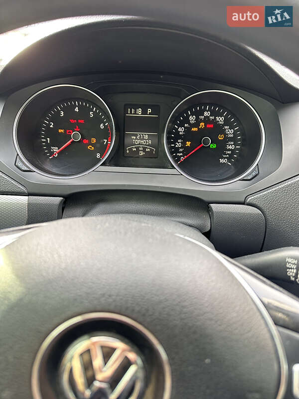 Седан Volkswagen Jetta 2015 в Дніпрі фото 11 Седан Volkswagen Jetta 2015 в Дніпрі