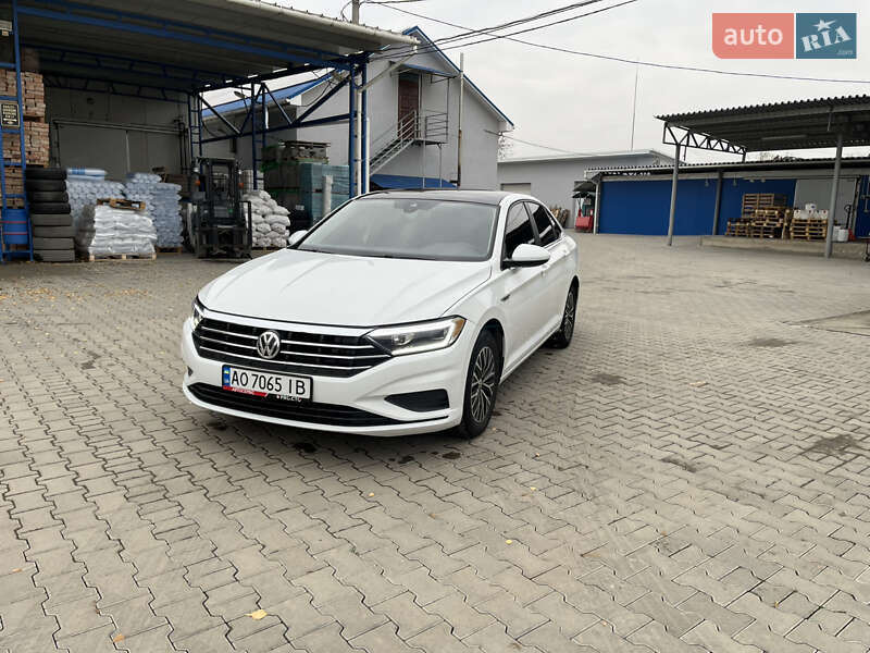 Седан Volkswagen Jetta 2018 в Ужгороді фото 9 Седан Volkswagen Jetta 2018 в Ужгороді