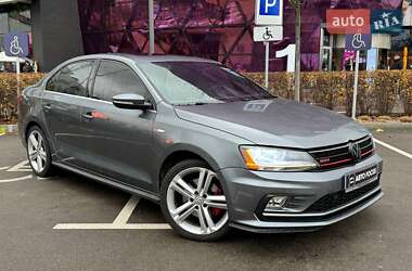 Седан Volkswagen Jetta 2017 в Києві