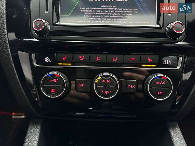 Седан Volkswagen Jetta 2017 в Києві фото 22 Седан Volkswagen Jetta 2017 в Києві