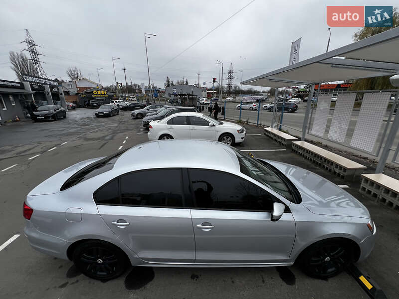 Седан Volkswagen Jetta 2012 в Вінниці