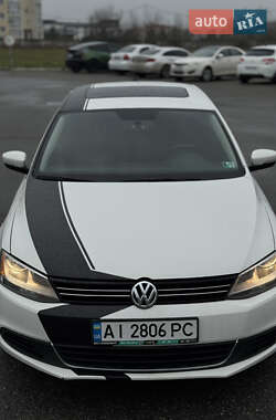Седан Volkswagen Jetta 2012 в Мироновке