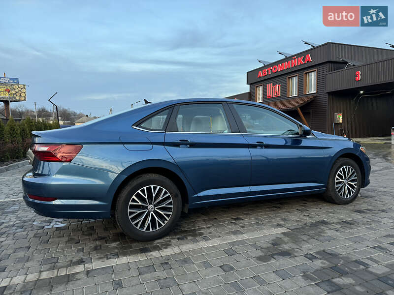 Седан Volkswagen Jetta 2020 в Кропивницком