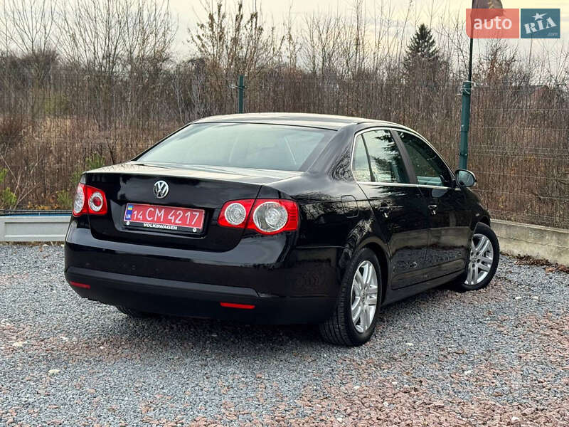 Седан Volkswagen Jetta 2007 в Дрогобыче