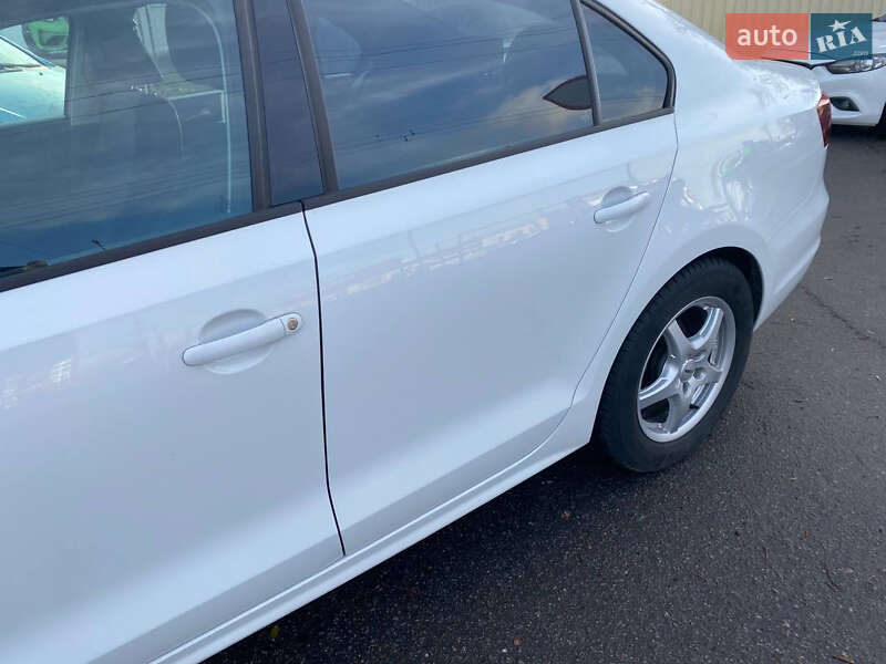 Седан Volkswagen Jetta 2016 в Полтаве