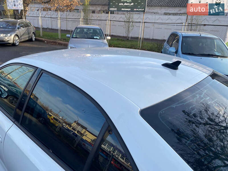 Седан Volkswagen Jetta 2016 в Полтаве