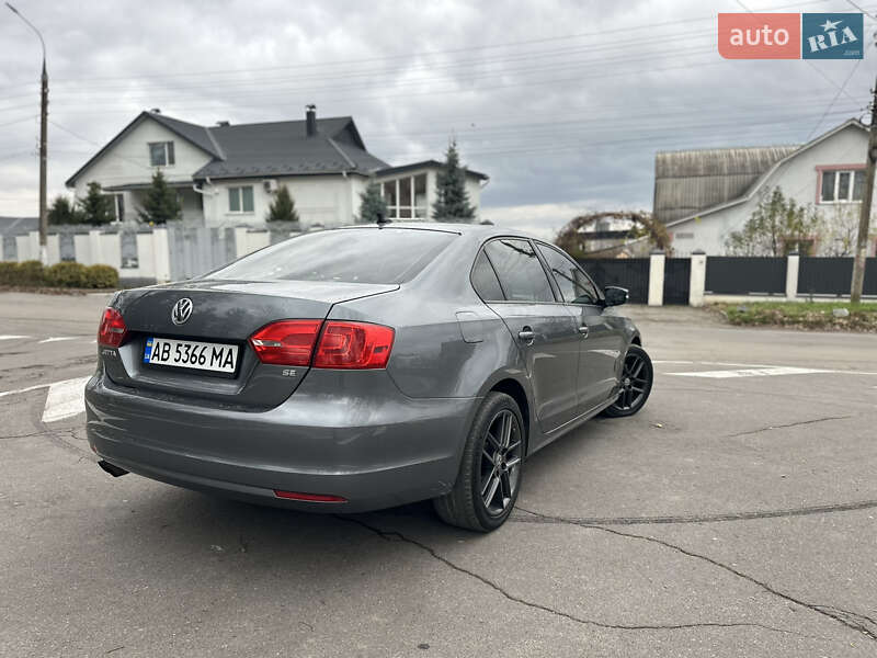 Седан Volkswagen Jetta 2014 в Вінниці