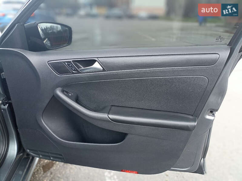 Седан Volkswagen Jetta 2014 в Белой Церкви фото 23 Седан Volkswagen Jetta 2014 в Белой Церкви