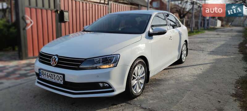 Седан Volkswagen Jetta 2016 в Новодністровську фото 6 Седан Volkswagen Jetta 2016 в Новодністровську