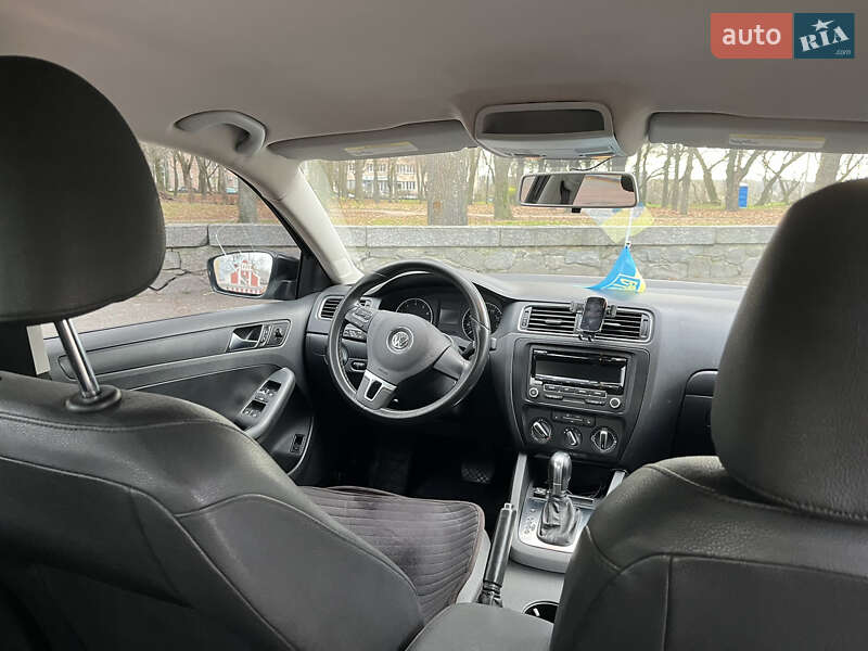 Седан Volkswagen Jetta 2011 в Житомире фото 24 Седан Volkswagen Jetta 2011 в Житомире