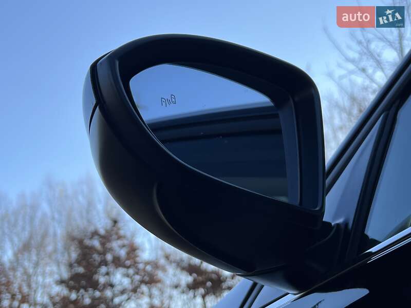 Седан Volkswagen Jetta 2019 в Львове