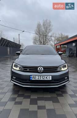 Седан Volkswagen Jetta 2015 в Павлограде