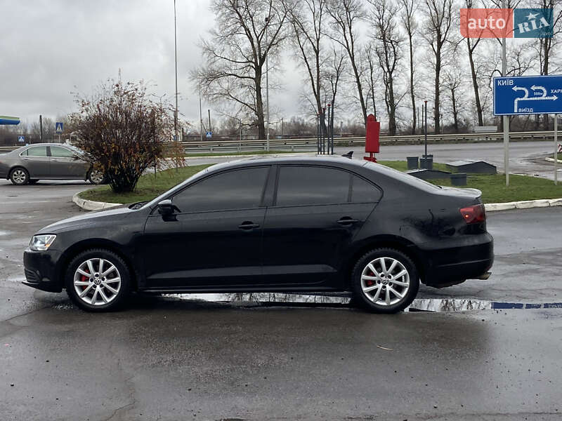 Седан Volkswagen Jetta 2013 в Полтаве