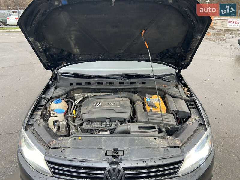 Седан Volkswagen Jetta 2013 в Полтаве