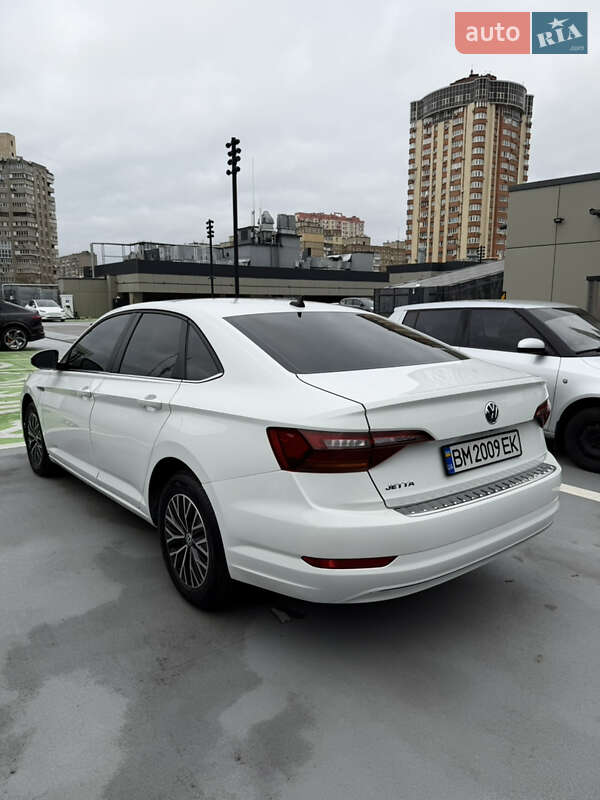 Седан Volkswagen Jetta 2019 в Киеве