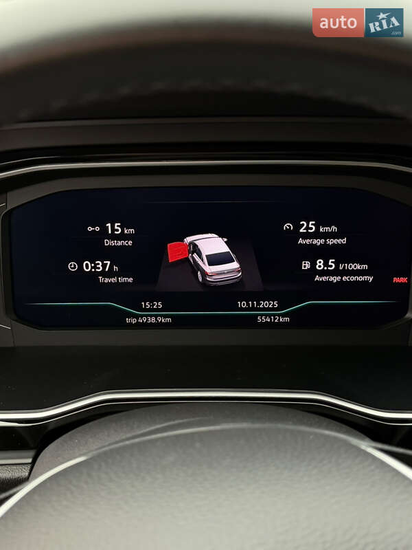 Седан Volkswagen Jetta 2019 в Киеве