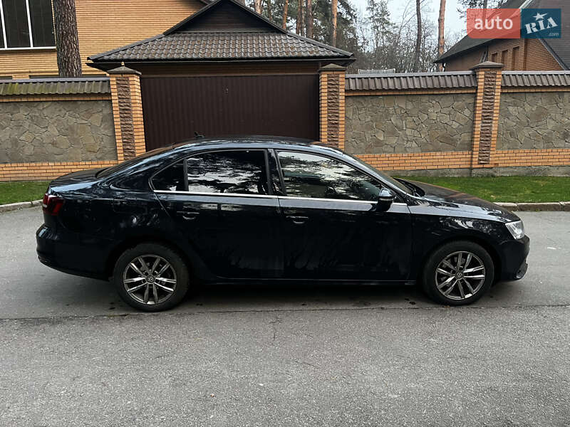 Седан Volkswagen Jetta 2016 в Чернігові фото 8 Седан Volkswagen Jetta 2016 в Чернігові