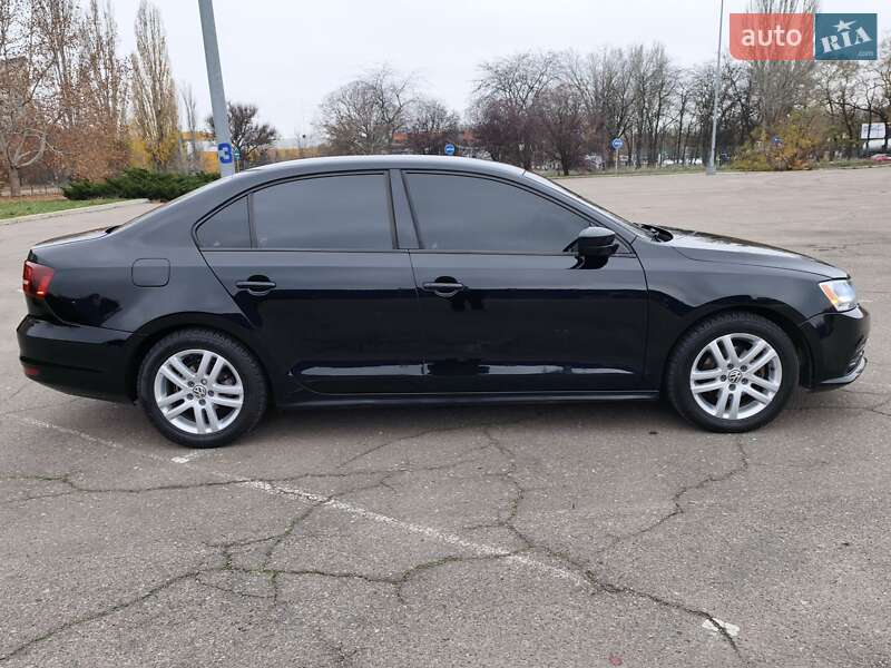 Седан Volkswagen Jetta 2014 в Миколаєві