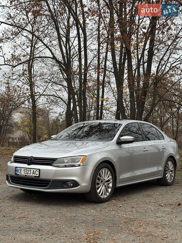 Седан Volkswagen Jetta 2011 в Кривом Роге фото 11 Седан Volkswagen Jetta 2011 в Кривом Роге