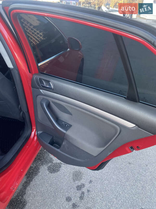 Седан Volkswagen Jetta 2009 в Києві