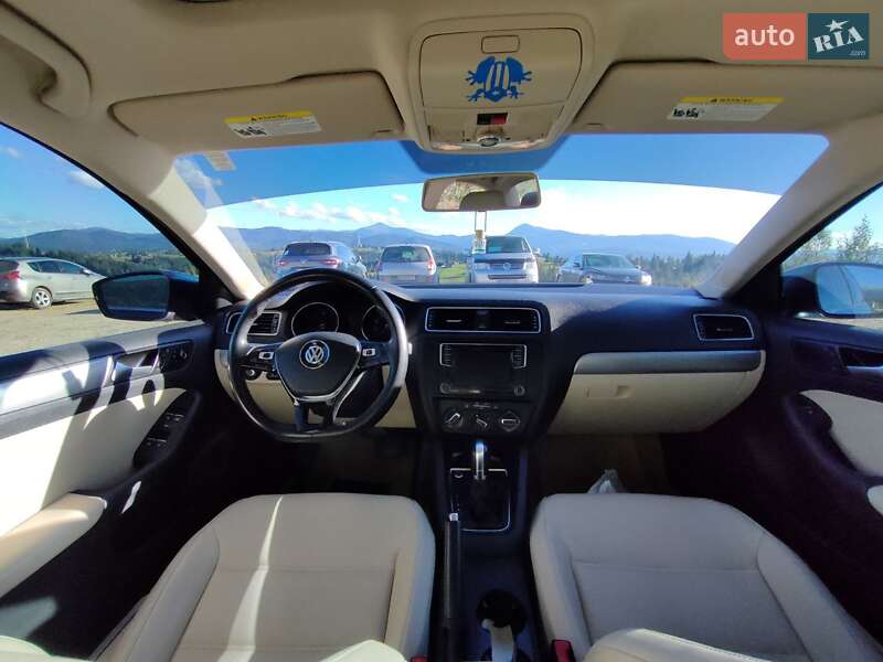 Седан Volkswagen Jetta 2016 в Ивано-Франковске фото 5 Седан Volkswagen Jetta 2016 в Ивано-Франковске