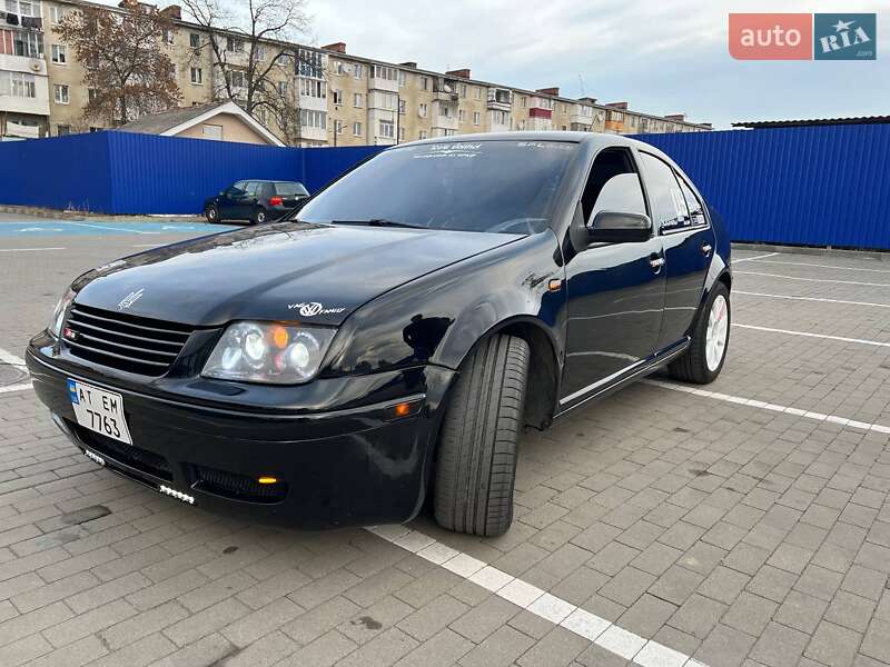 Седан Volkswagen Jetta 2003 в Калуше