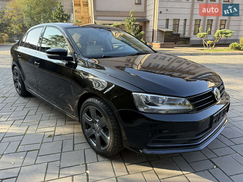 Седан Volkswagen Jetta 2016 в Запорожье