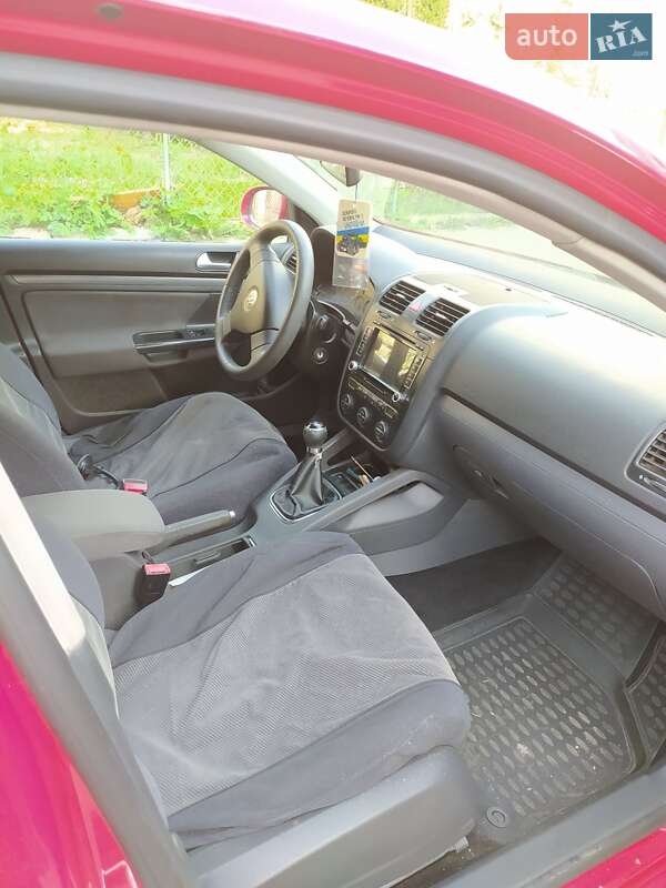 Седан Volkswagen Jetta 2007 в Львове