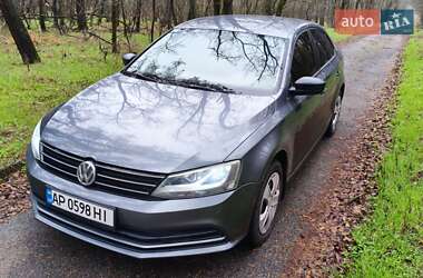 Седан Volkswagen Jetta 2015 в Запорожье