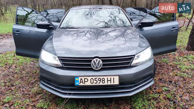 Седан Volkswagen Jetta 2015 в Запоріжжі