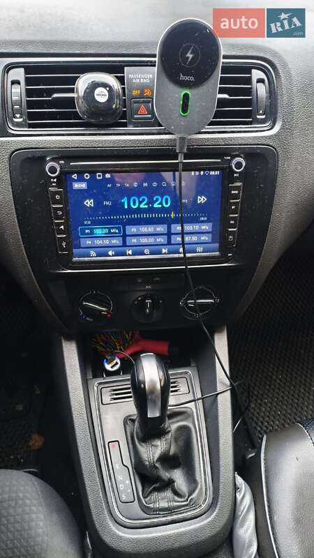 Седан Volkswagen Jetta 2015 в Запоріжжі