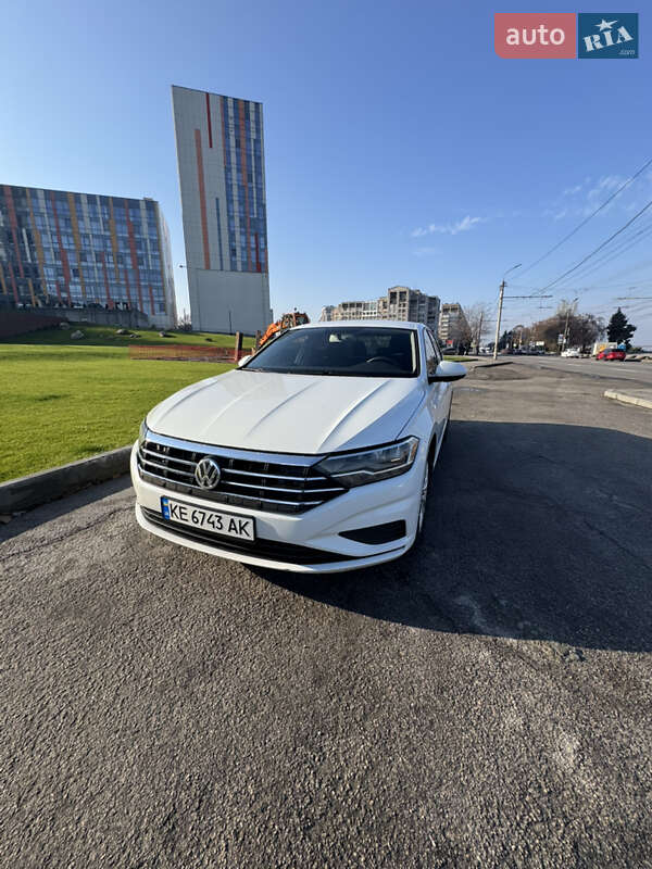 Седан Volkswagen Jetta 2018 в Дніпрі