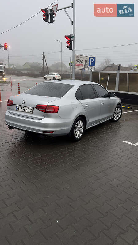 Седан Volkswagen Jetta 2015 в Киеве фото 5 Седан Volkswagen Jetta 2015 в Киеве