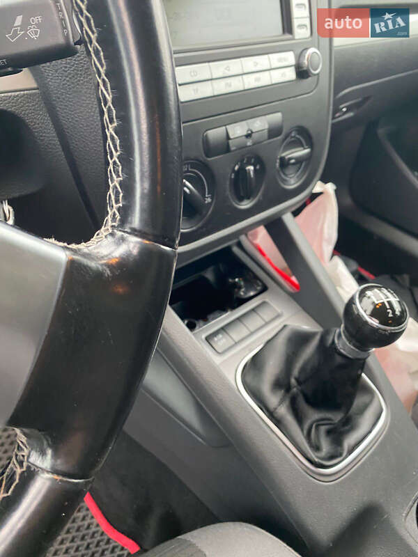 Седан Volkswagen Jetta 2008 в Старокостянтинові