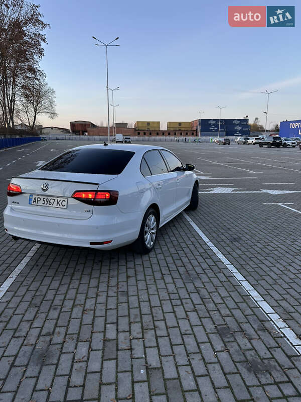 Седан Volkswagen Jetta 2016 в Запоріжжі фото 26 Седан Volkswagen Jetta 2016 в Запоріжжі